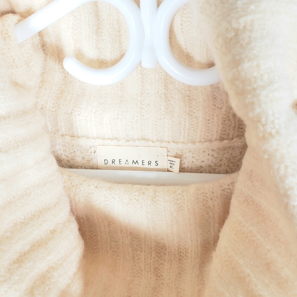 Cozy Over Sized Cream Knit Sweater Size M/L Nwt - Picture 4 of 5